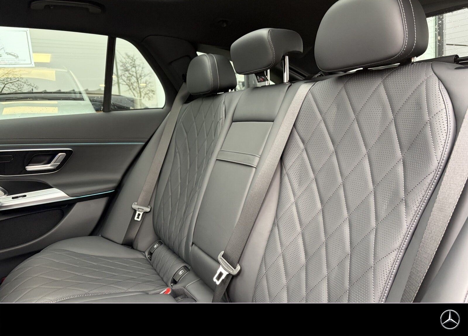 Mercedes-Benz E 450 d T 4M AMG Prem Air Superscr Pano AHK HUD foto 8