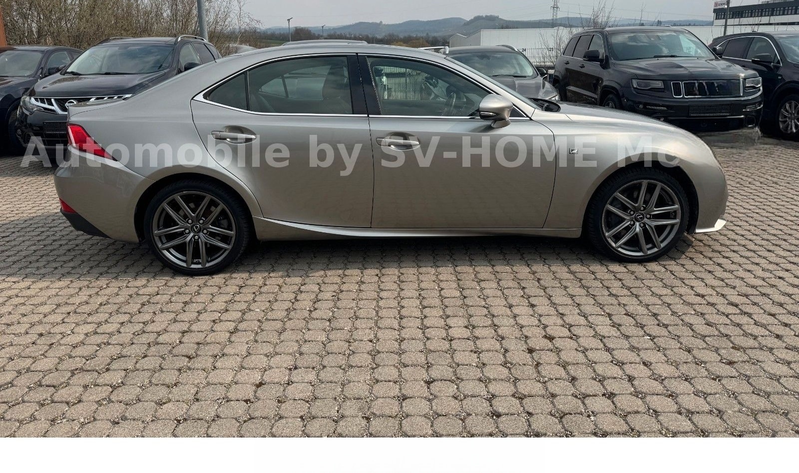 Lexus IS-Serie 350 3.5L V6 F SPORT foto 6