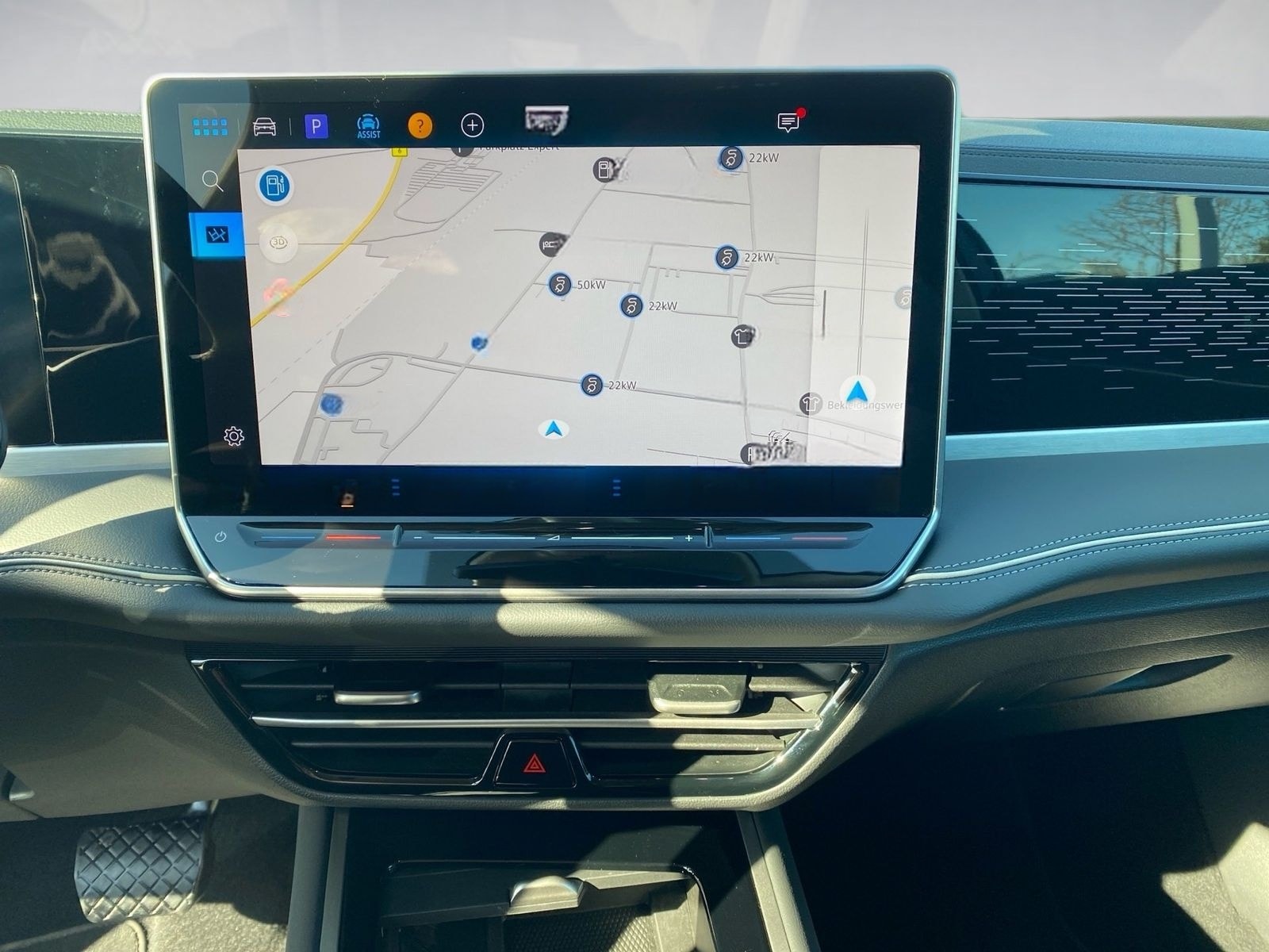 Volkswagen Passat Variant 2.0 TDI Elegance DSG Matrix Navi foto 17