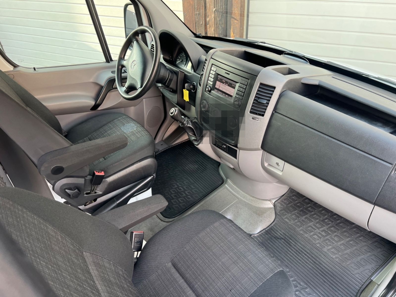 Mercedes-Benz Sprinter II Kasten  L2H2 310 CDI * TÜV neu foto 19