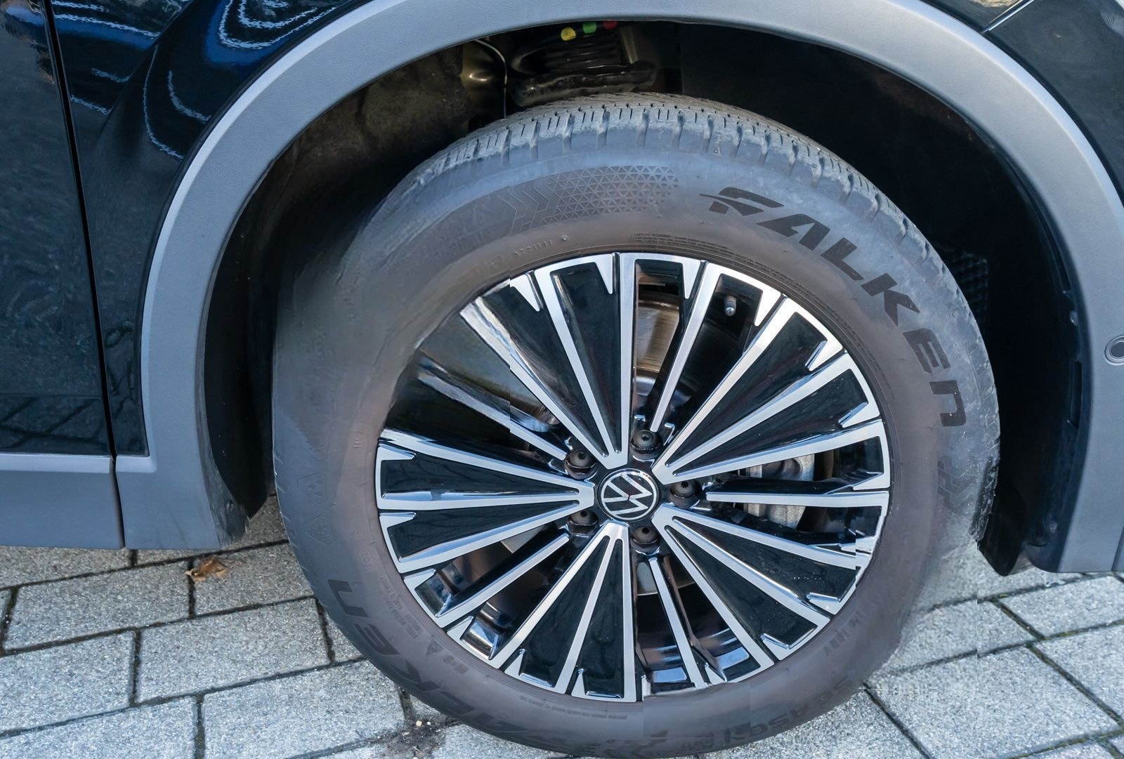 Volkswagen Tiguan Goal 2,0 TDI DSG AHK Navi 360° SHZ LED foto 10