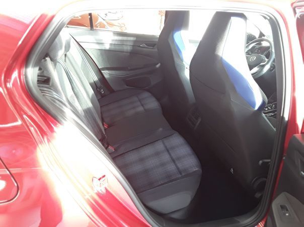 Volkswagen Golf GTE eHybrid DSG Kamera/Matrix/Pano/CarPlay foto 8