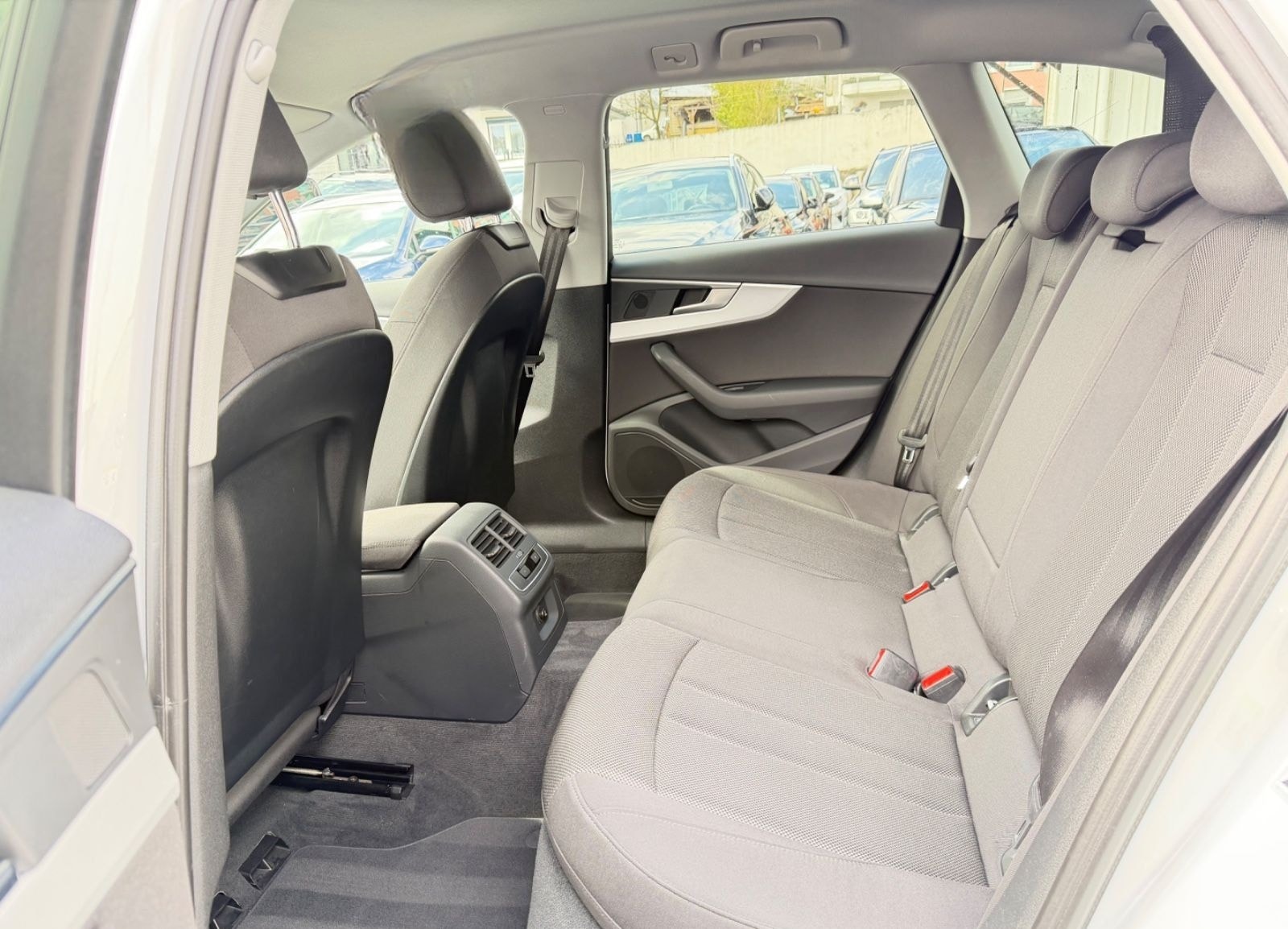 Audi A4 Allroad quattro/LED/AHK/86.000 km foto 20