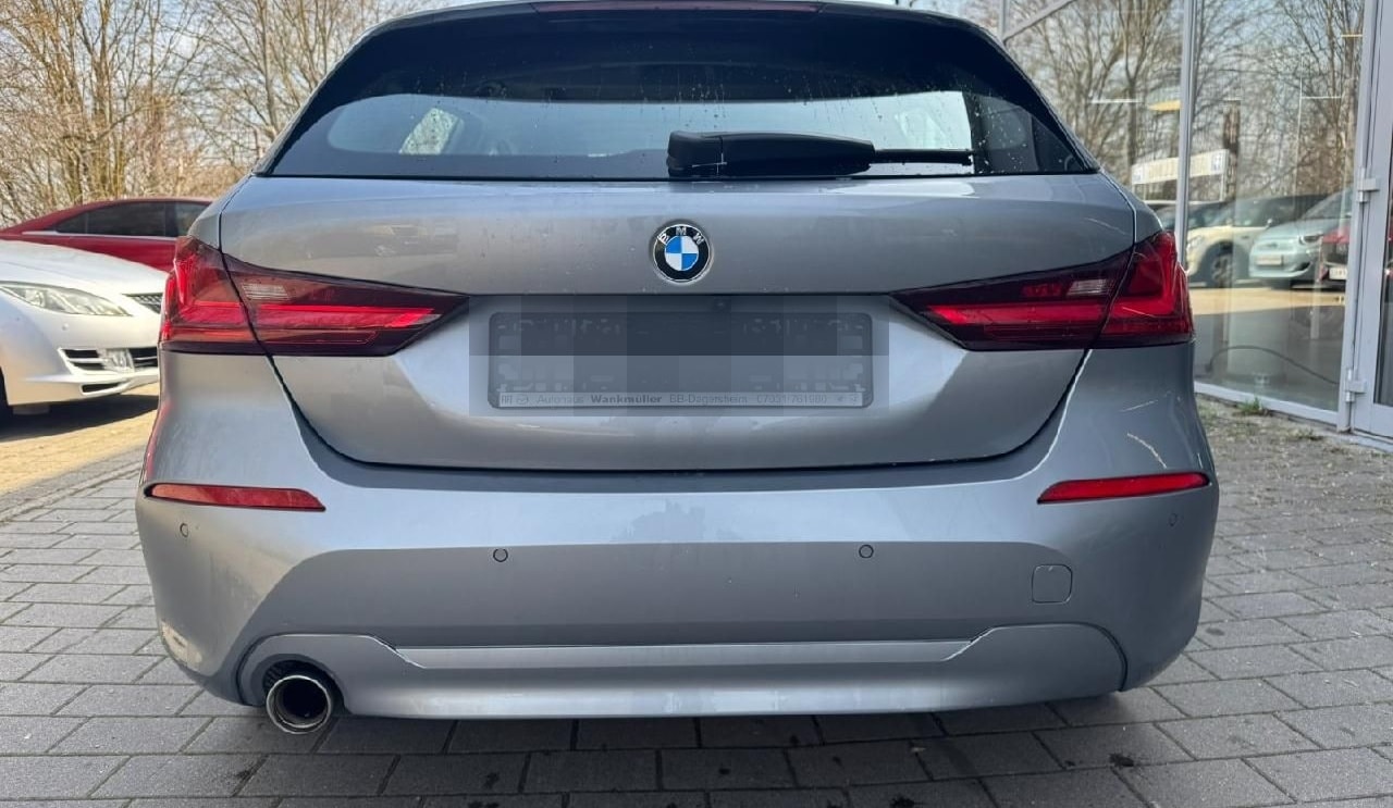 BMW 1 Limousine 118 i Advantage foto 4
