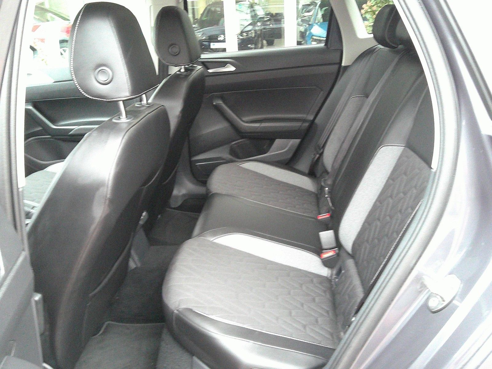 Volkswagen Taigo 1.0 TSI Goal NAVI+LED+ACC+PDC+KLIMA+Si-Hz foto 16