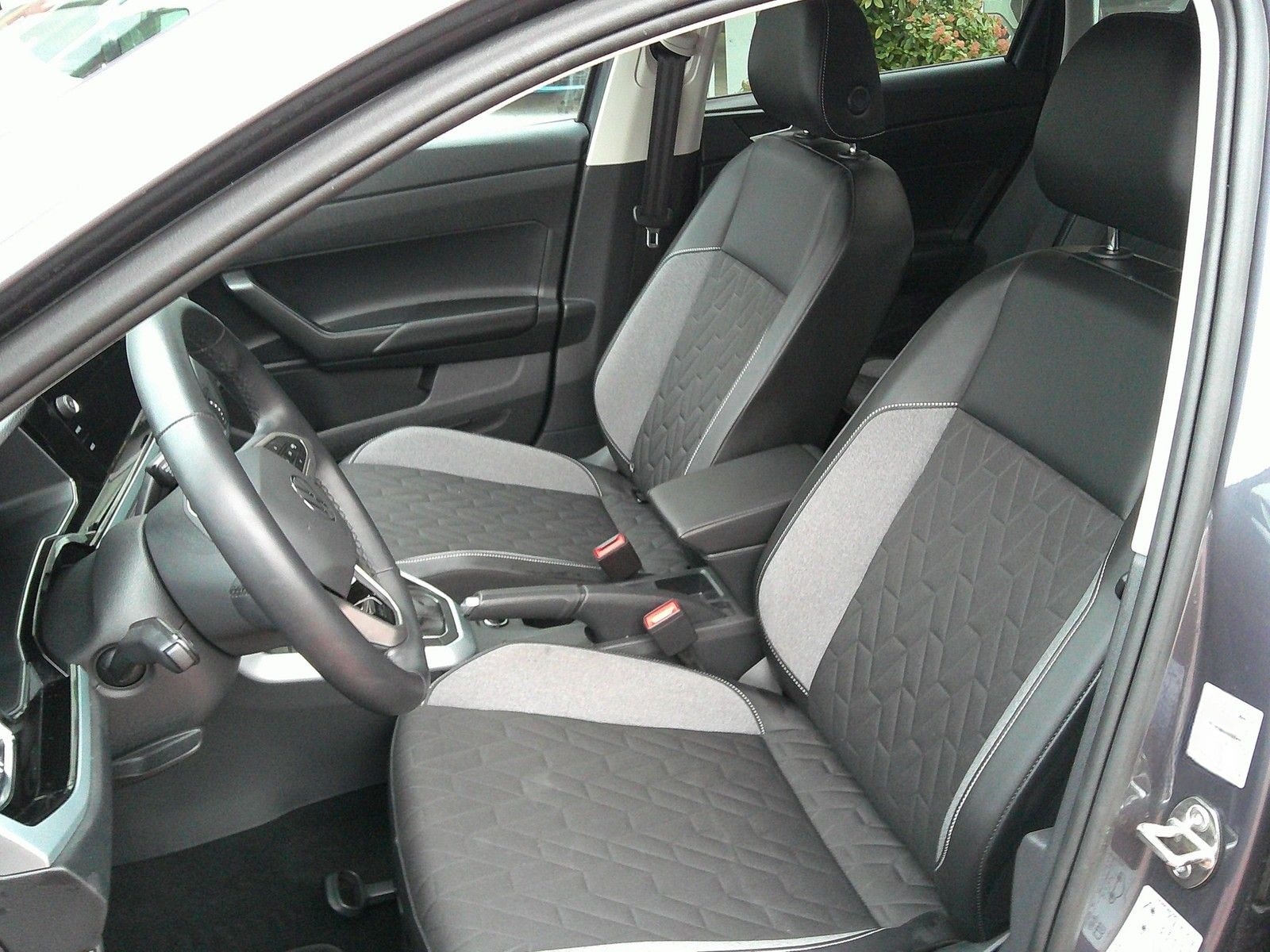 Volkswagen Taigo 1.0 TSI Goal NAVI+LED+ACC+PDC+KLIMA+Si-Hz foto 10