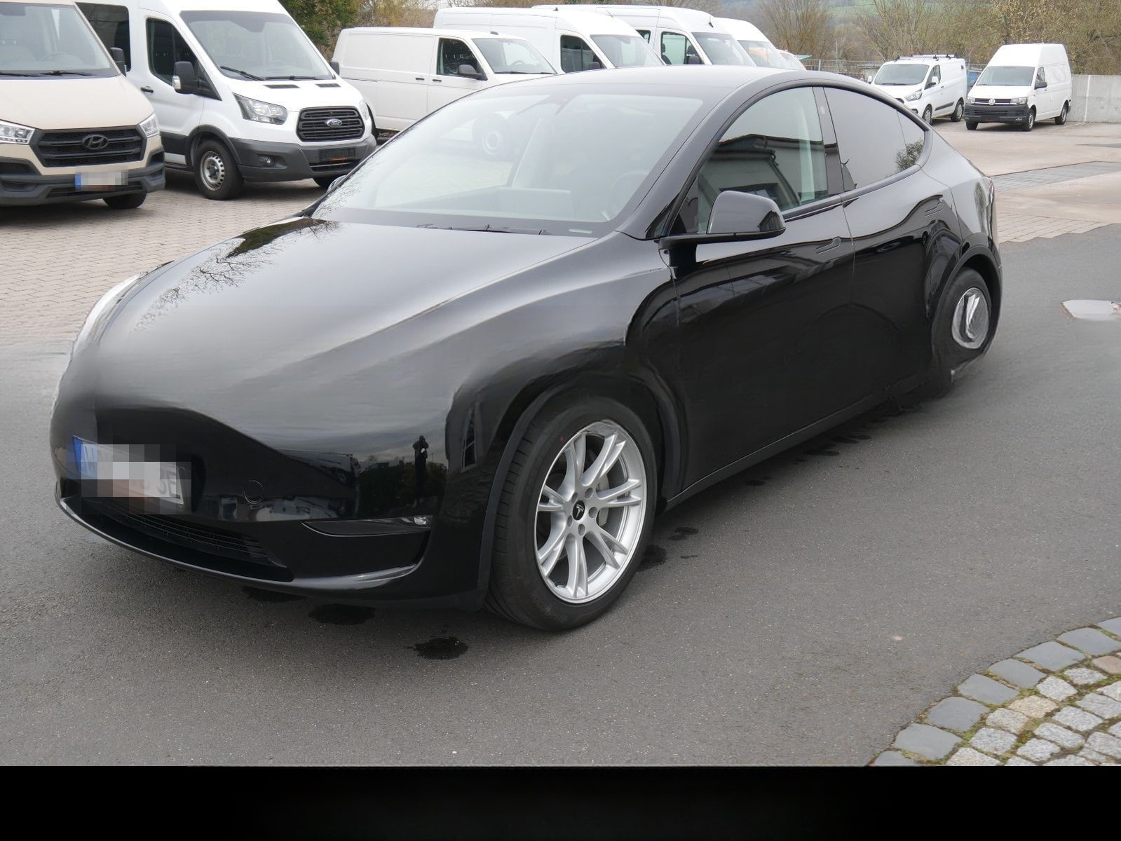 Tesla Model Y Long Range Dual AWD AHK foto 1