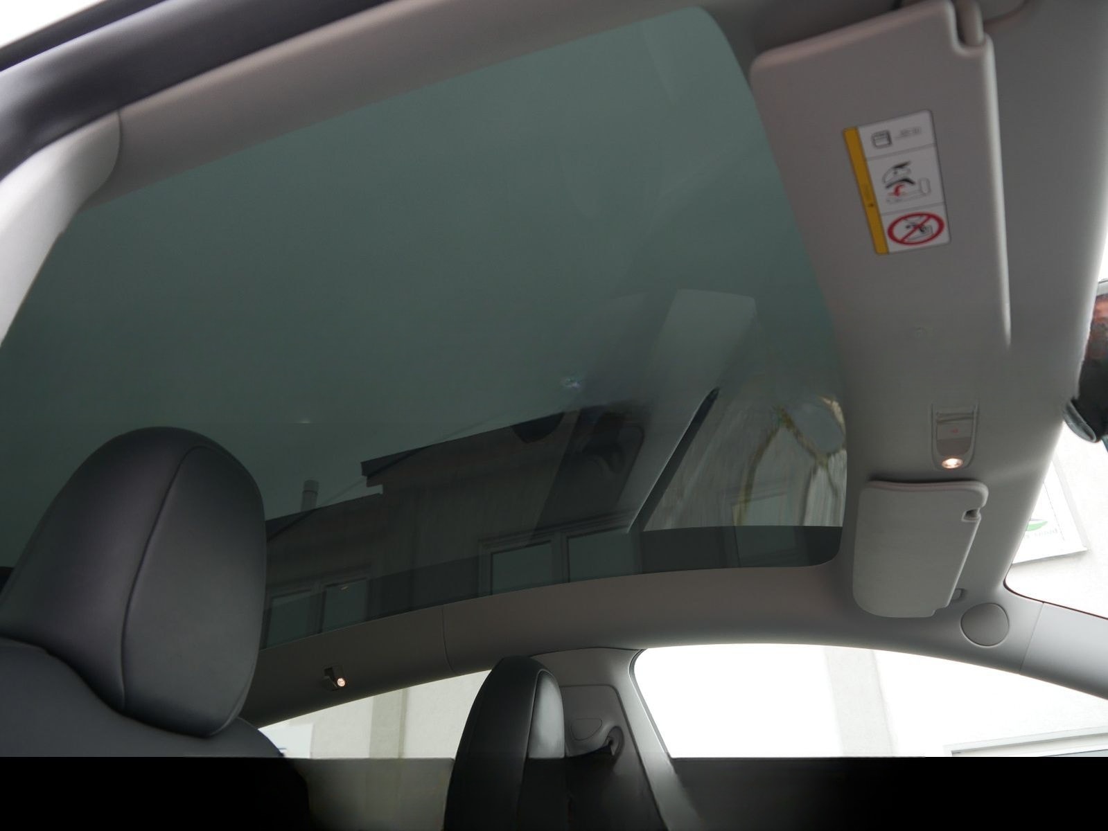 Tesla Model Y Long Range Dual AWD AHK foto 16