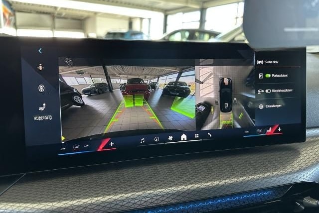 BMW 318 i M Sport AHK HUD 360° Kamera Alcantara LED foto 12