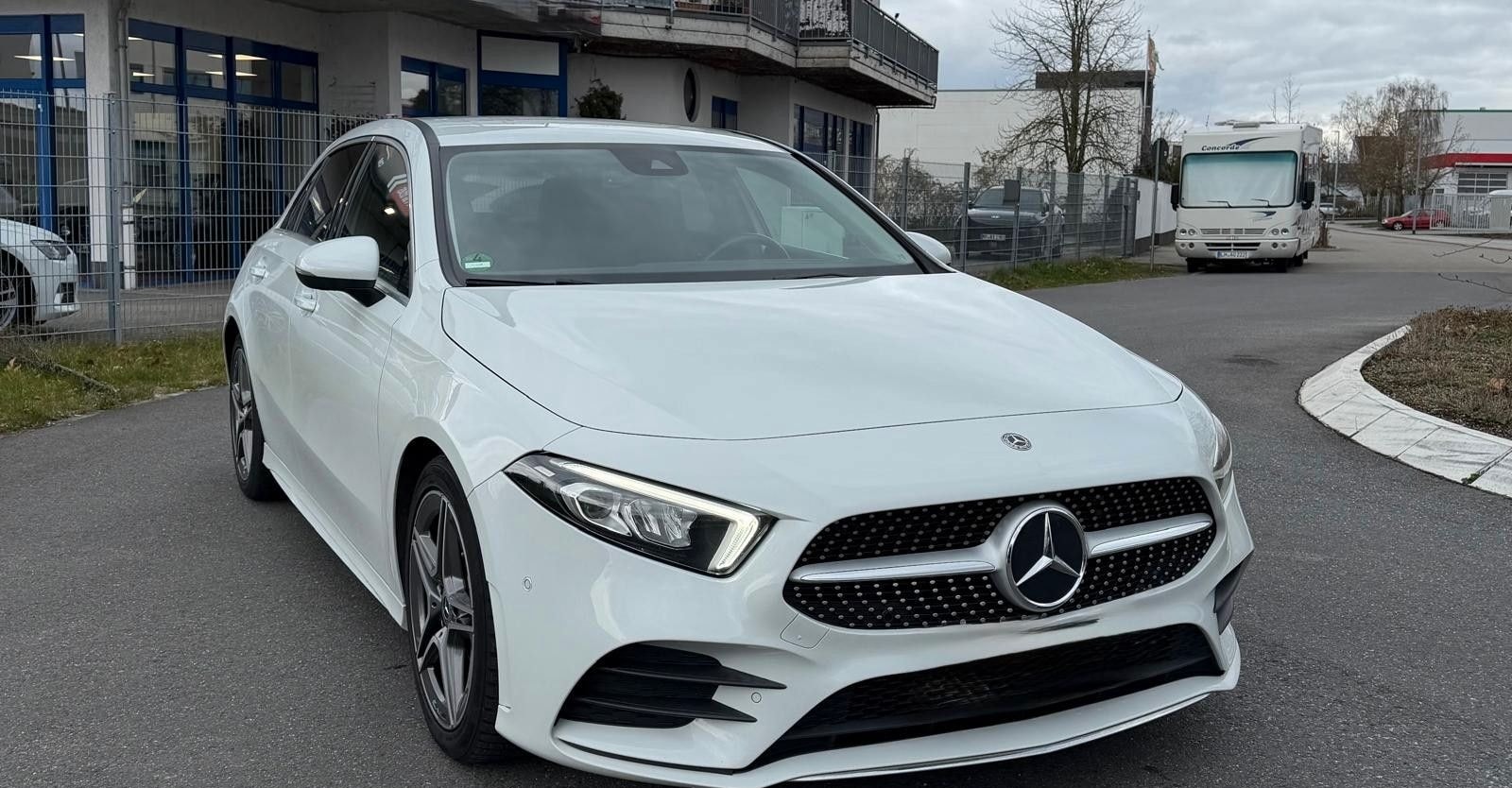 Mercedes-Benz A 180 A 180 d*AMG*AMBT*ALCANTARA*SZHG* foto 1