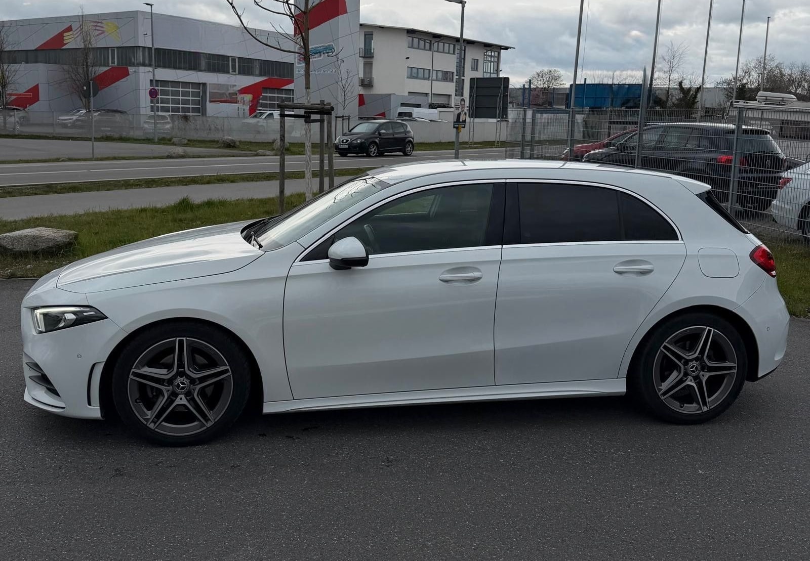 Mercedes-Benz A 180 A 180 d*AMG*AMBT*ALCANTARA*SZHG* foto 4