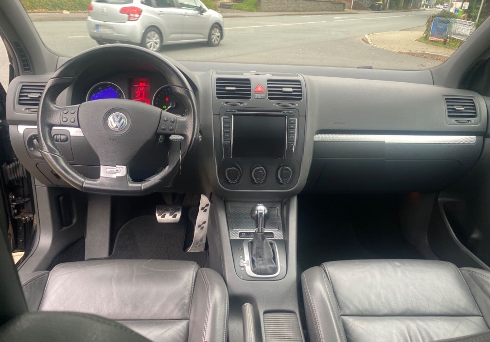 Volkswagen Golf V Lim. R32 Automatik,Leder,SCH,Navi,PDC foto 11