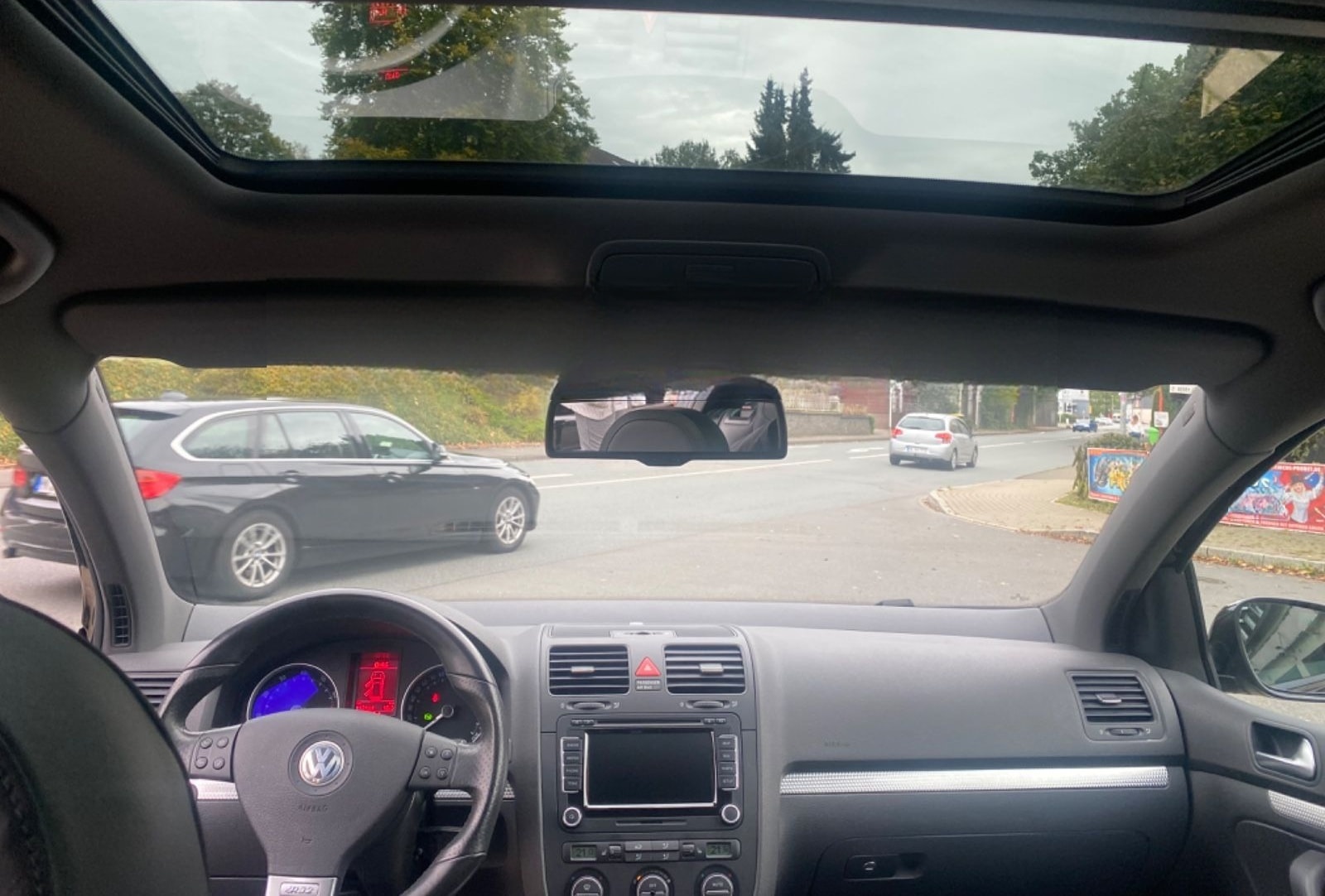 Volkswagen Golf V Lim. R32 Automatik,Leder,SCH,Navi,PDC foto 12