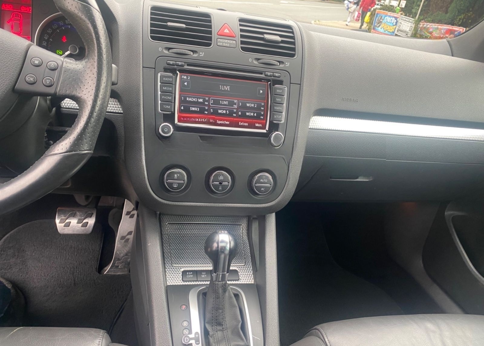 Volkswagen Golf V Lim. R32 Automatik,Leder,SCH,Navi,PDC foto 14