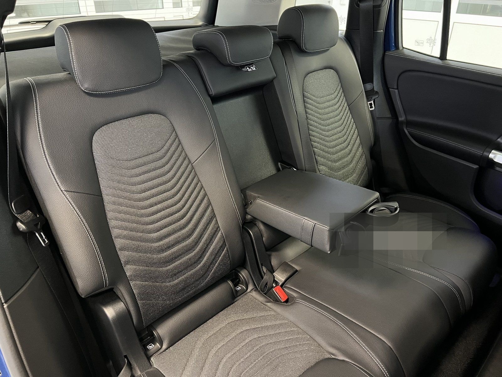 Mercedes-Benz GLB 220d 4M Prog Advanced Plus WinterPaket+KeyGO foto 13