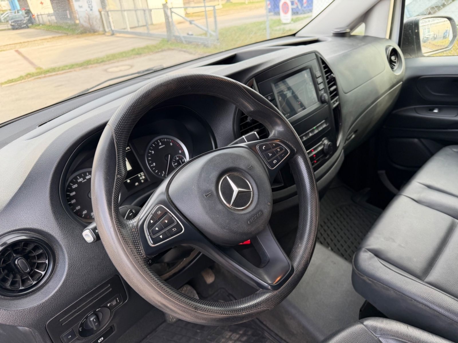 Mercedes-Benz Vito Kasten 114 CDI RWD lang Wenig km.9G automat foto 18