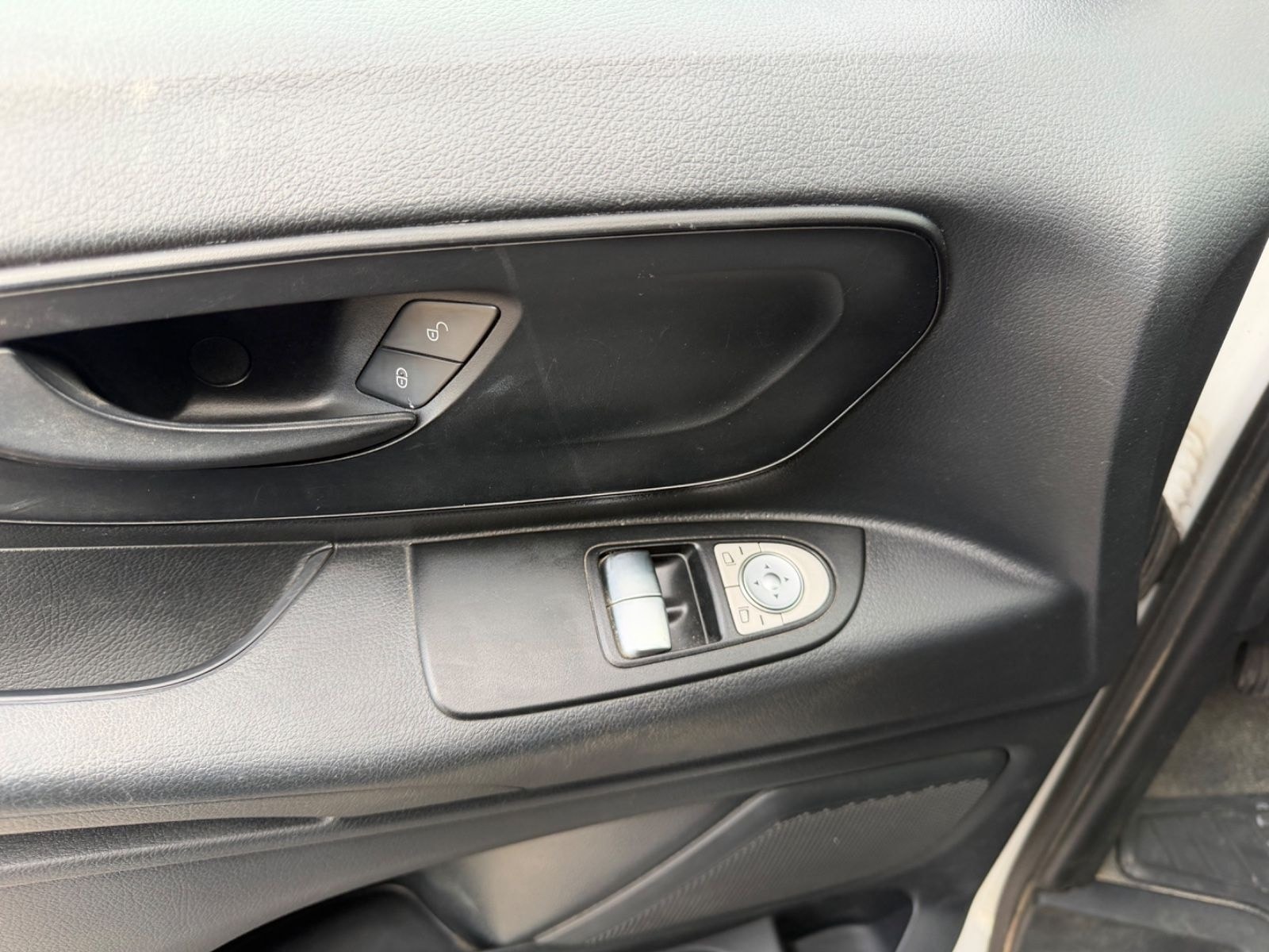 Mercedes-Benz Vito Kasten 114 CDI RWD lang Wenig km.9G automat foto 20