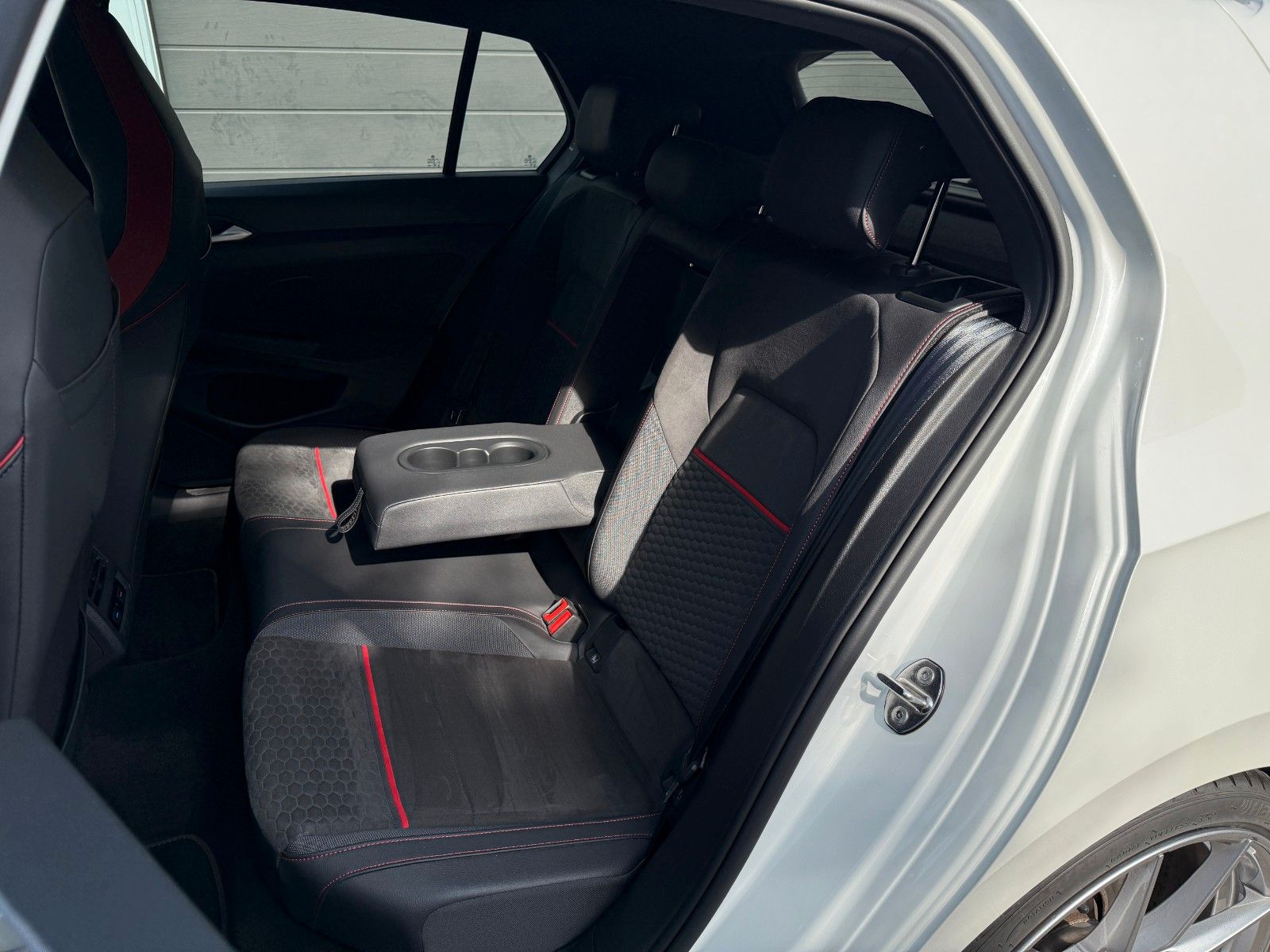 Volkswagen Golf 8 GTI Clubsport Pano HUD H&K DCC Voll foto 24