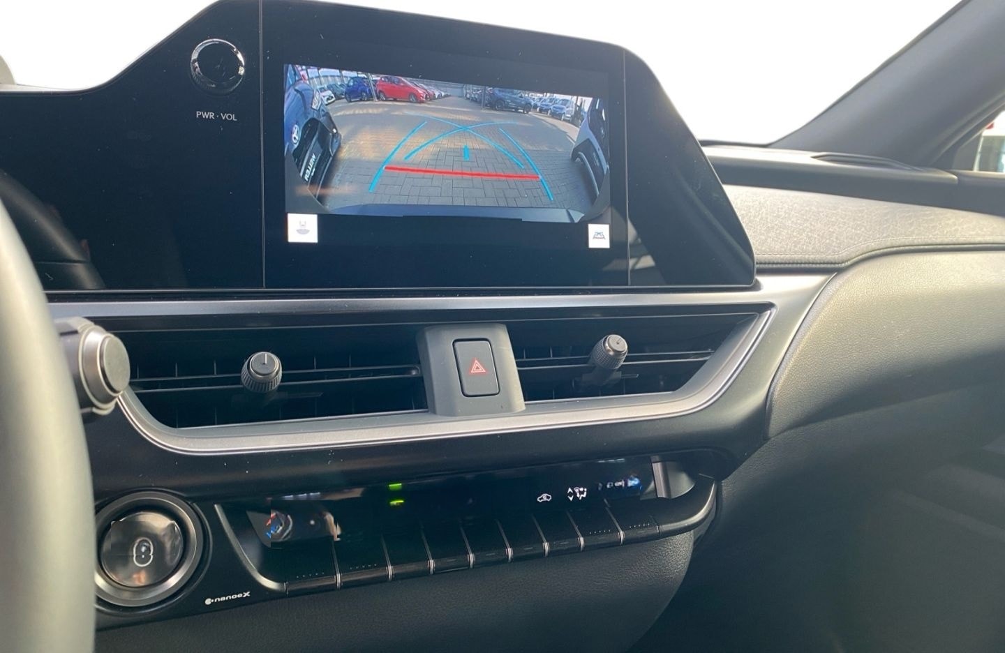 Lexus UX 250h Style Edition *Bi-LED*ACC*CAM*SHZ*CarPla foto 14