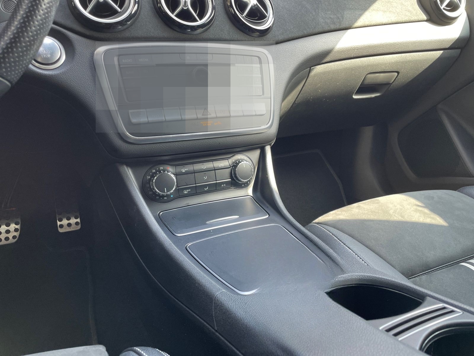 Mercedes-Benz GLA 250 4Matic Automatik (DCT) AMG-Line 360° LED foto 8