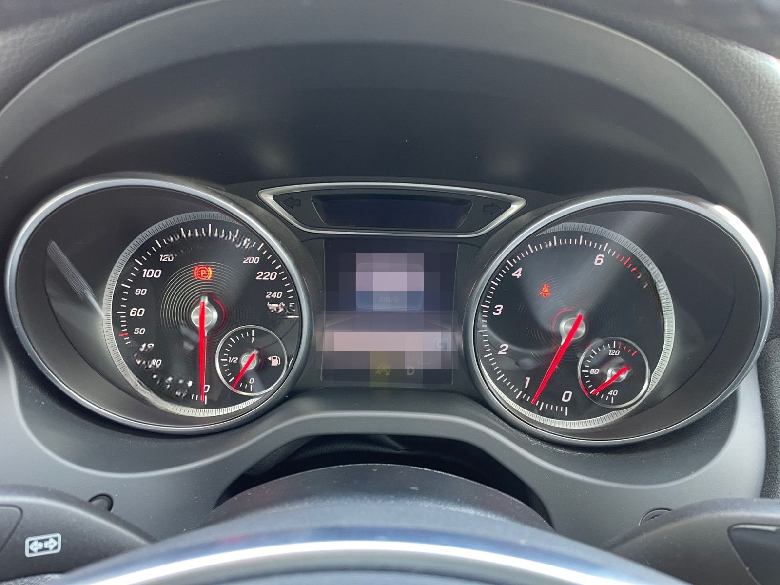 Mercedes-Benz GLA 250 4Matic Automatik (DCT) AMG-Line 360° LED foto 9