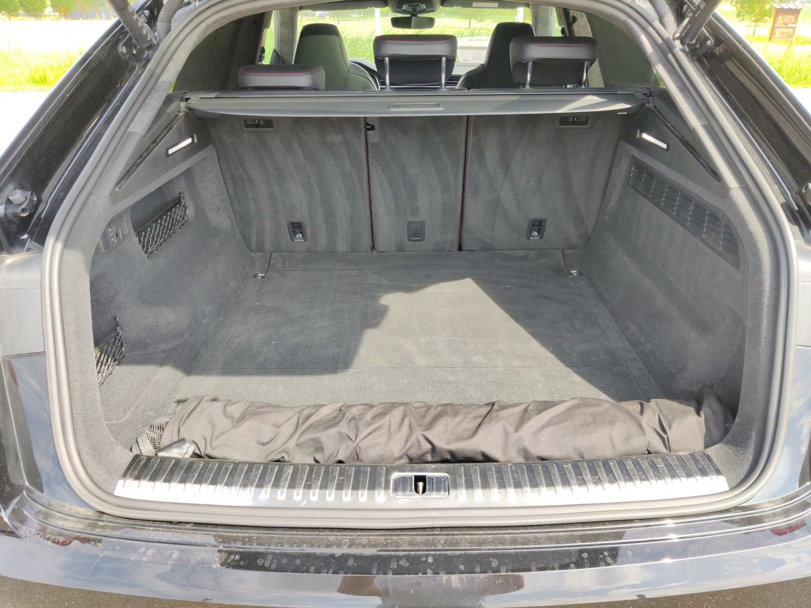 Audi RSQ8 4.0 TFSI q. Tiptr., Akrapovic, Dynamik Plus foto 14