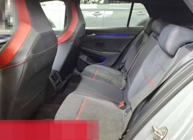 Volkswagen Golf 8 GTI 2.0 TSI DSG Clubsport Black 19 DCC PA foto 6