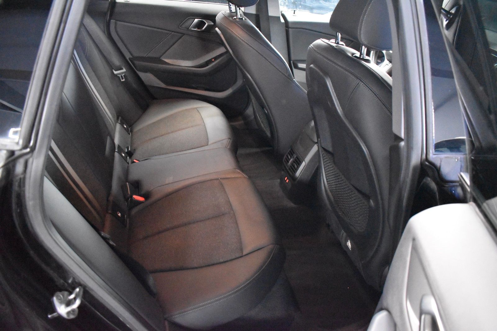 BMW 218 Gran Coupé Advantage*ADAP.LED*ACC*M LENKRAD* foto 6