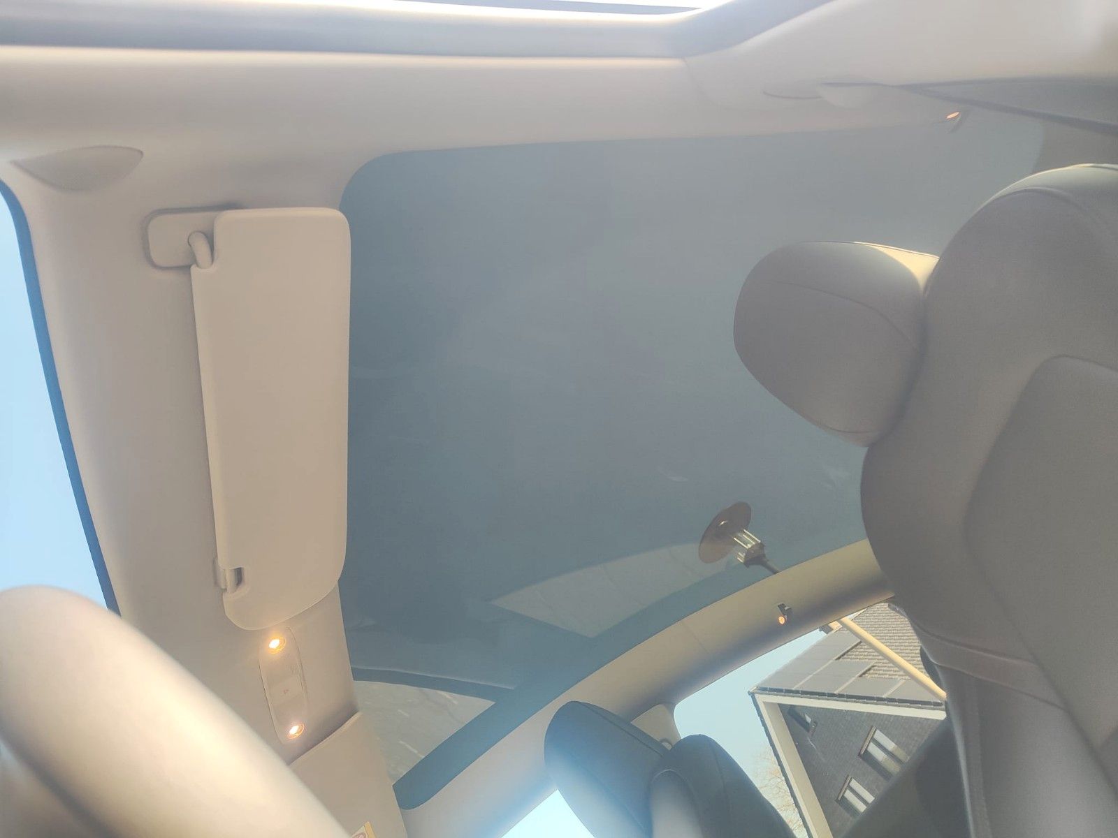 Tesla Model Y Basis RWD foto 4