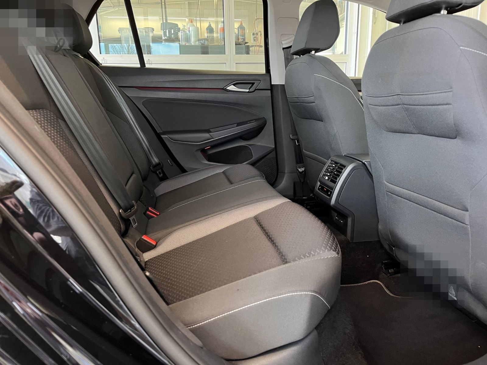 Volkswagen Golf VIII ACTIVE 1.5 TSI Standhzg. HUD Navi LEDP foto 11