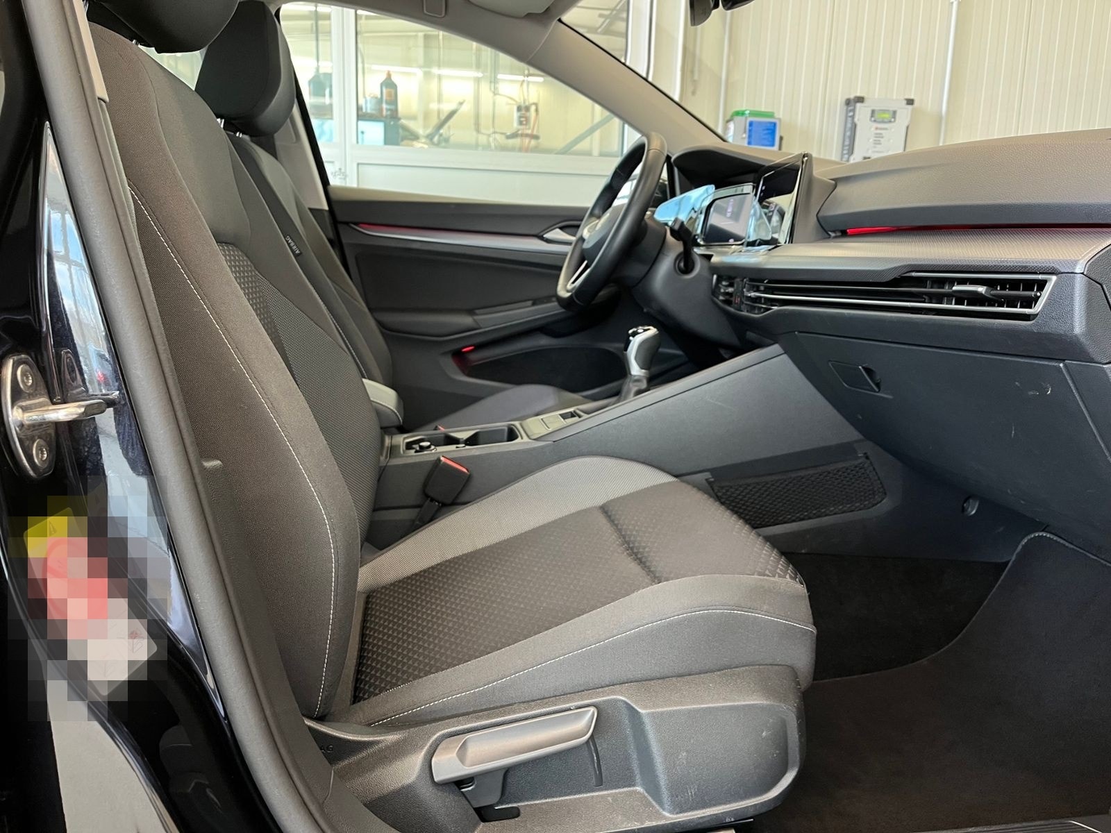 Volkswagen Golf VIII ACTIVE 1.5 TSI Standhzg. HUD Navi LEDP foto 13