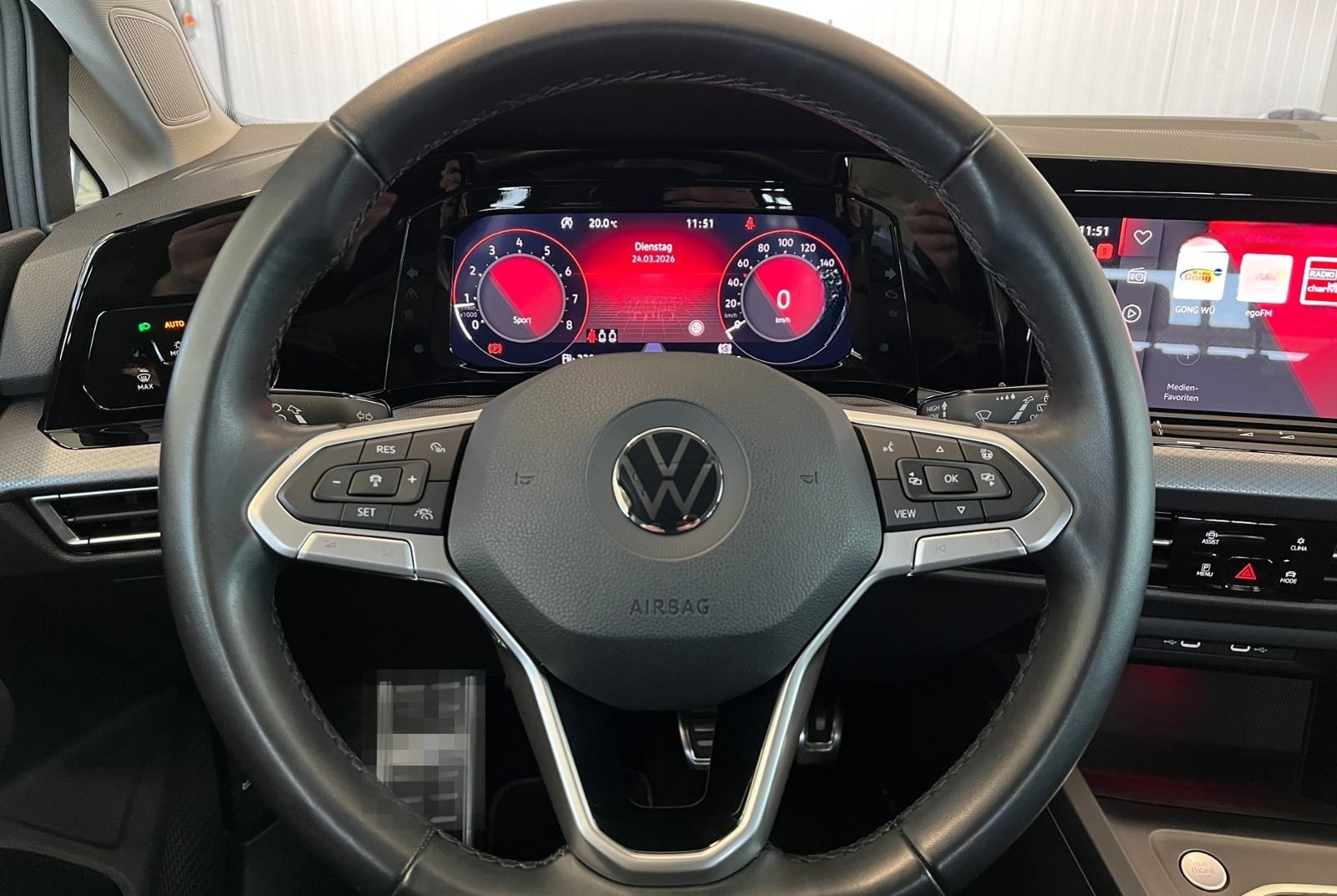 Volkswagen Golf VIII ACTIVE 1.5 TSI Standhzg. HUD Navi LEDP foto 16