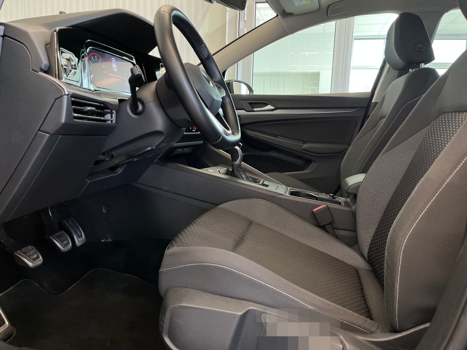 Volkswagen Golf VIII ACTIVE 1.5 TSI Standhzg. HUD Navi LEDP foto 8