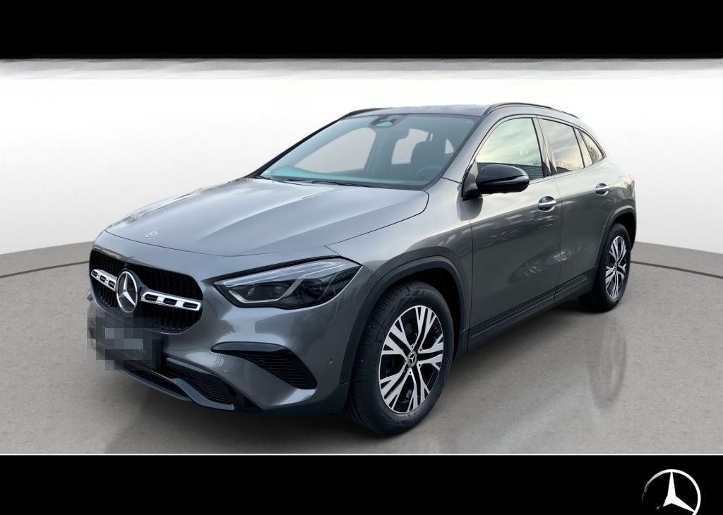 Mercedes-Benz GLA 180 Progressive Line+Night+AHK+DISTR+KEYLESS foto 1
