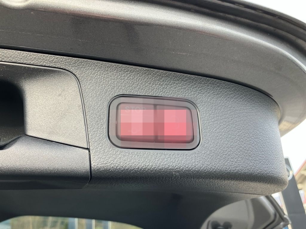 Mercedes-Benz GLA 180 Progressive Line+Night+AHK+DISTR+KEYLESS foto 17