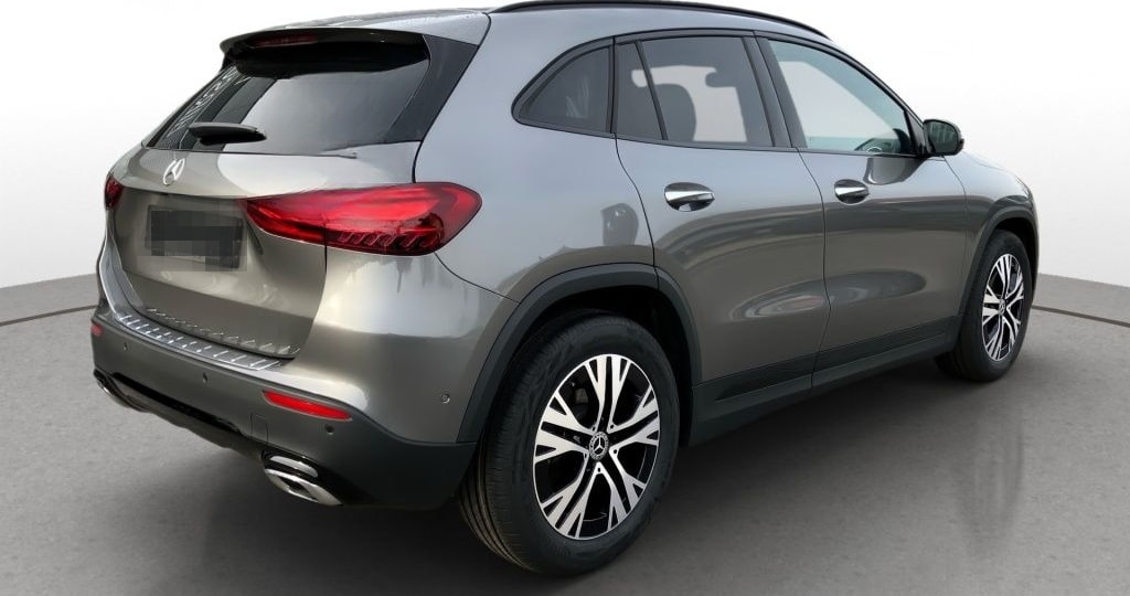 Mercedes-Benz GLA 180 Progressive Line+Night+AHK+DISTR+KEYLESS foto 5