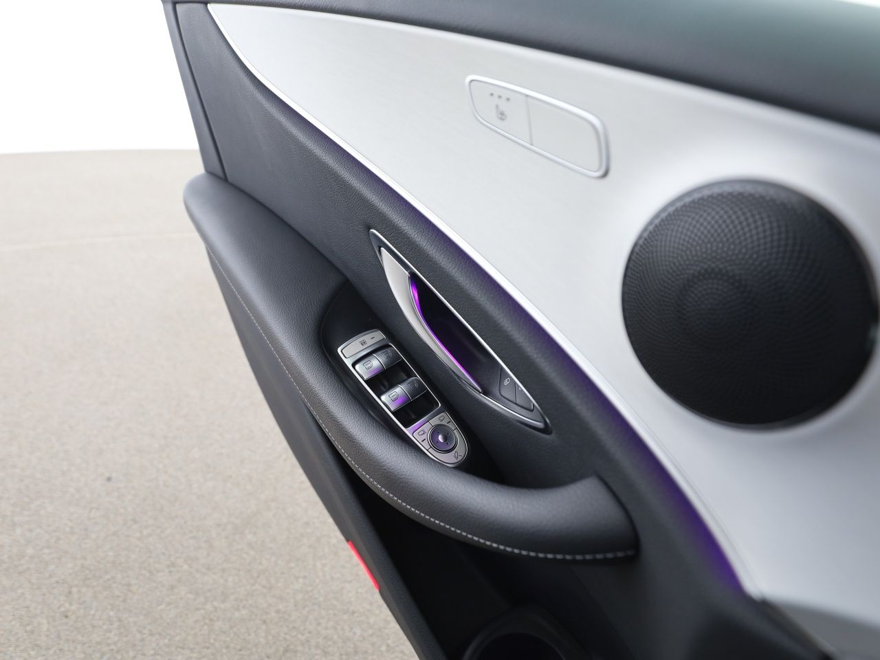 Mercedes-Benz E 220 d T Avantgarde Widescreen MBUX AHK Kamera foto 14