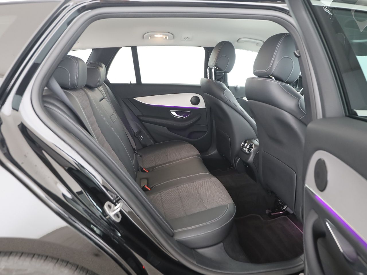 Mercedes-Benz E 220 d T Avantgarde Widescreen MBUX AHK Kamera foto 15