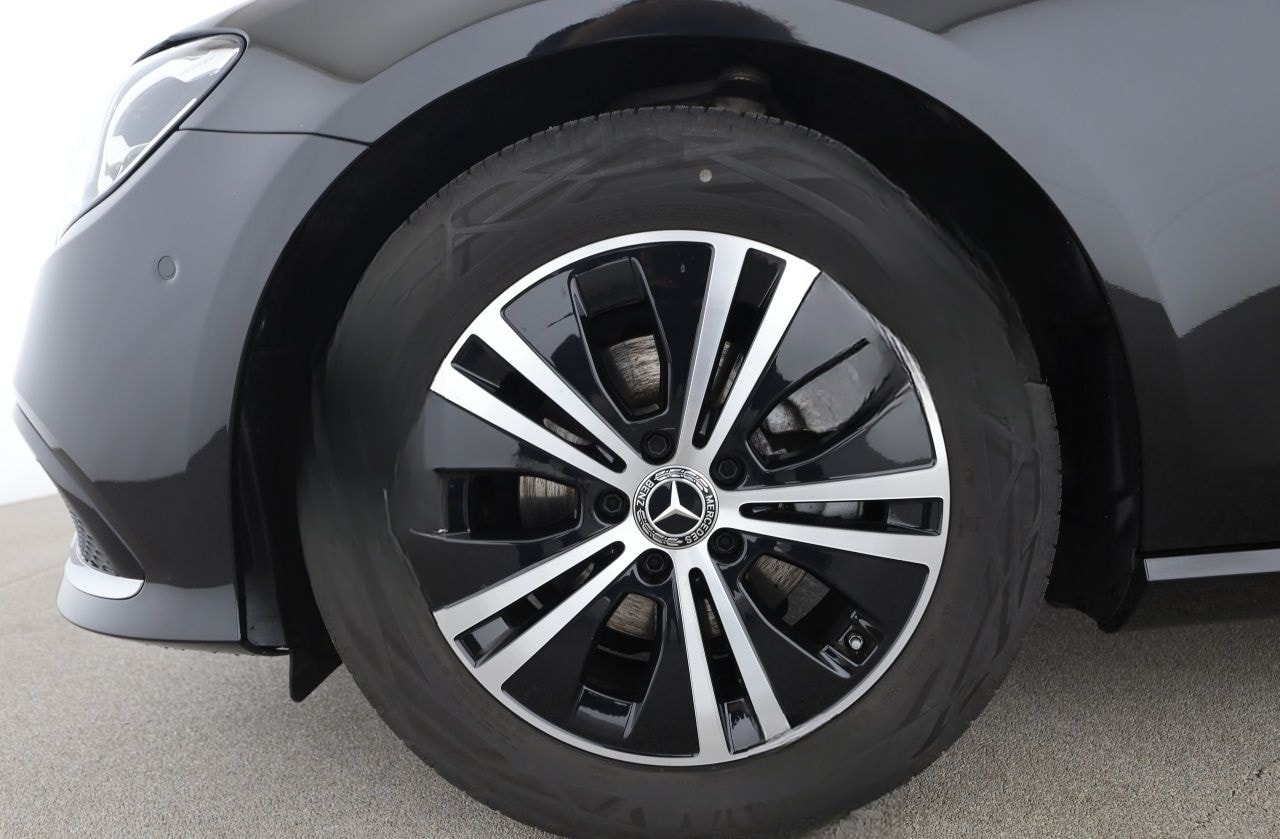 Mercedes-Benz E 220 d T Avantgarde Widescreen MBUX AHK Kamera foto 17