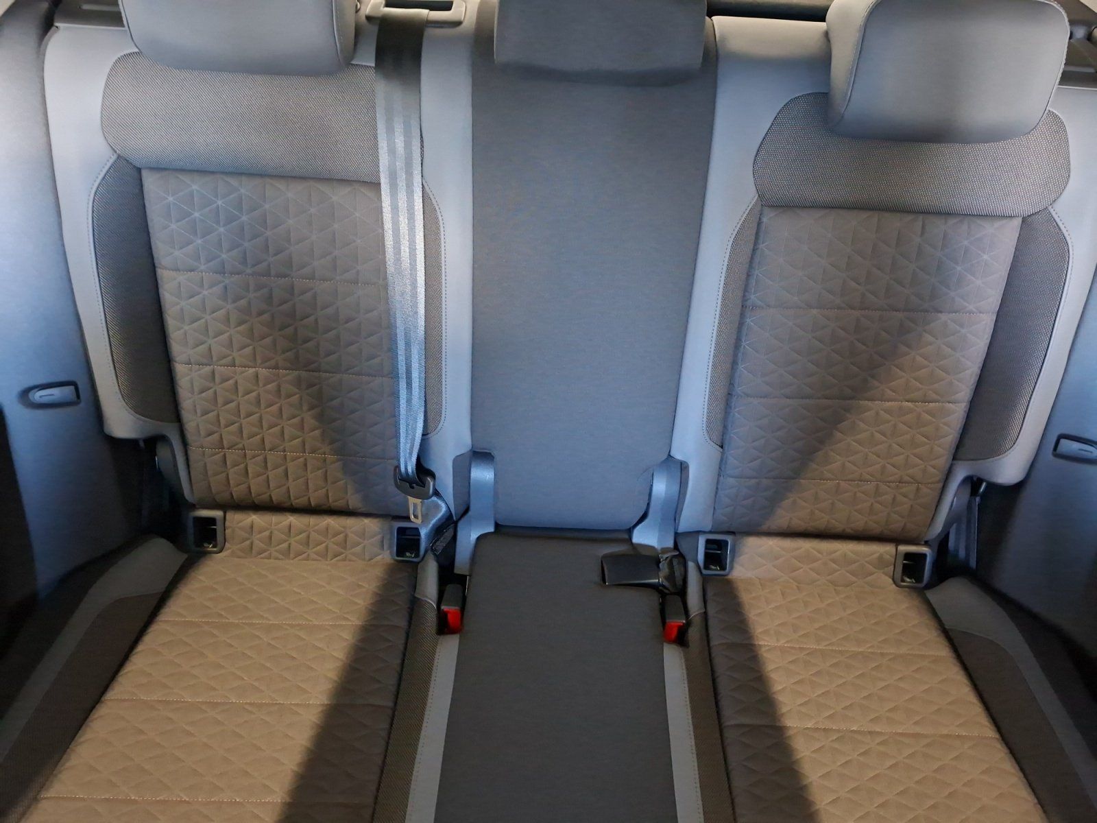 Volkswagen T-Cross 1.0 TSI Style AHK CarPlay Navi SHZ LED foto 8