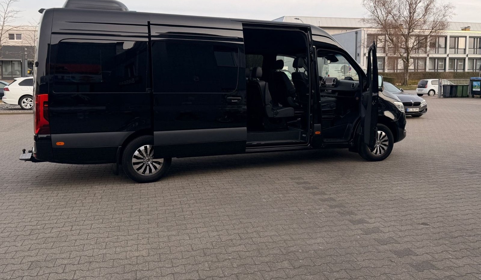 Mercedes-Benz Sprinter 319 Tourer foto 4