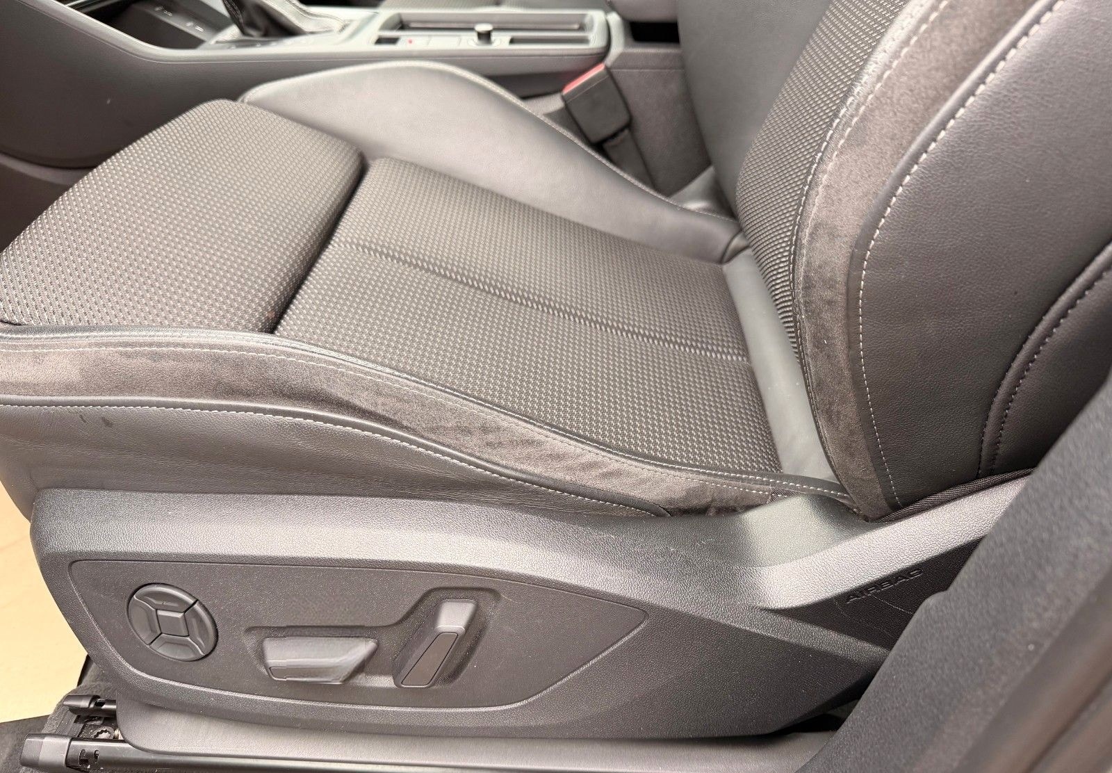 Audi Q3 40 TDI quattro advanced foto 11