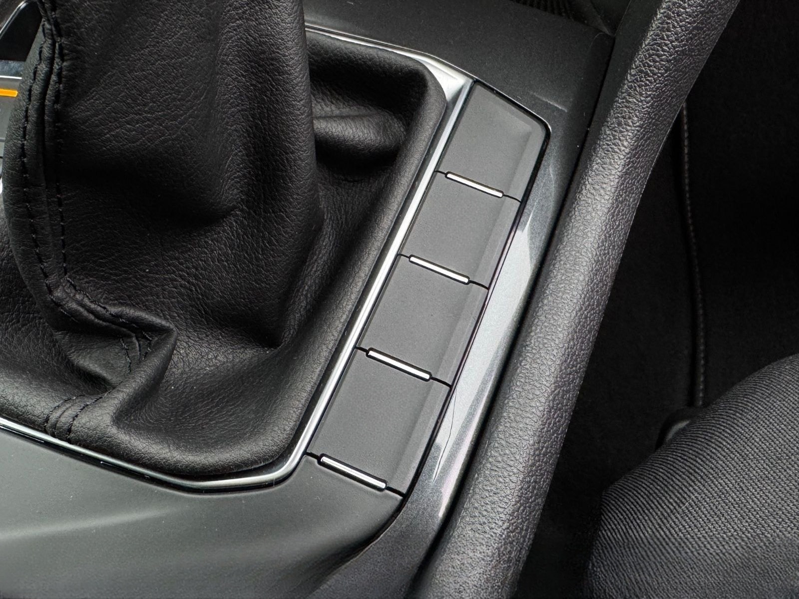 Volkswagen Tiguan Join 2.0 TDI*1.HAND*KLIMA*NAVI*SHZ*AHK*PD foto 25