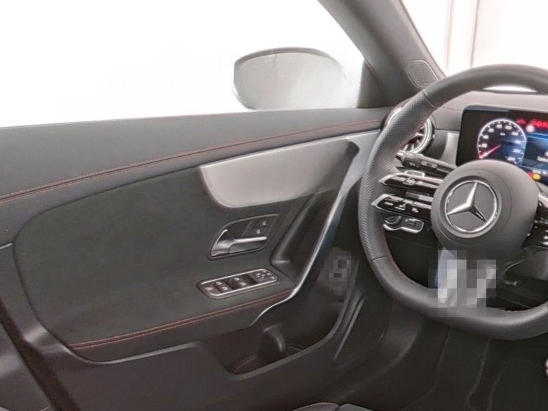 Mercedes-Benz CLA 200 SB AMG+FAHRASSIST+TOTW+AMBIENTE+360+KAM foto 9