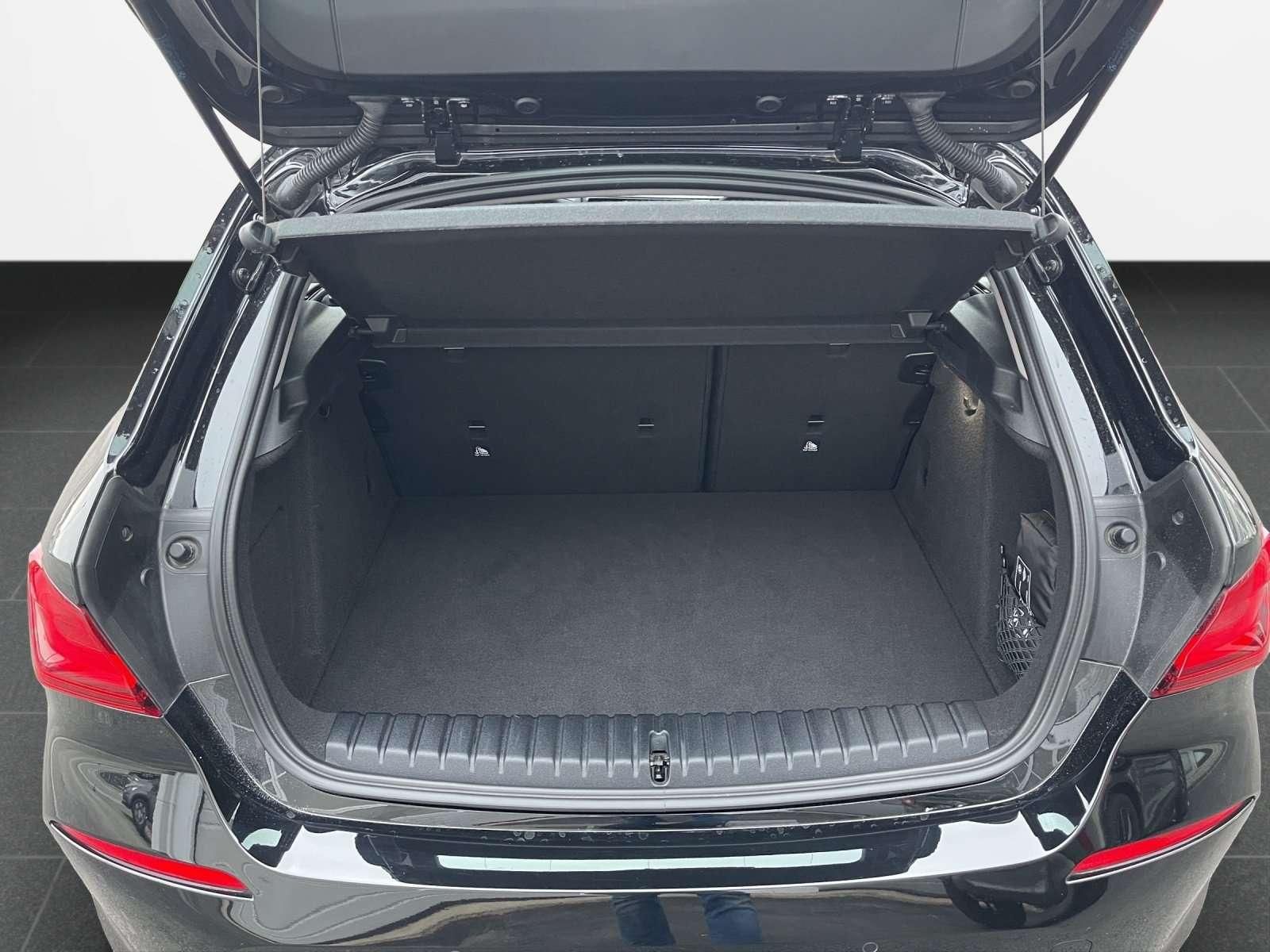 BMW 118 118 i Advantage foto 13