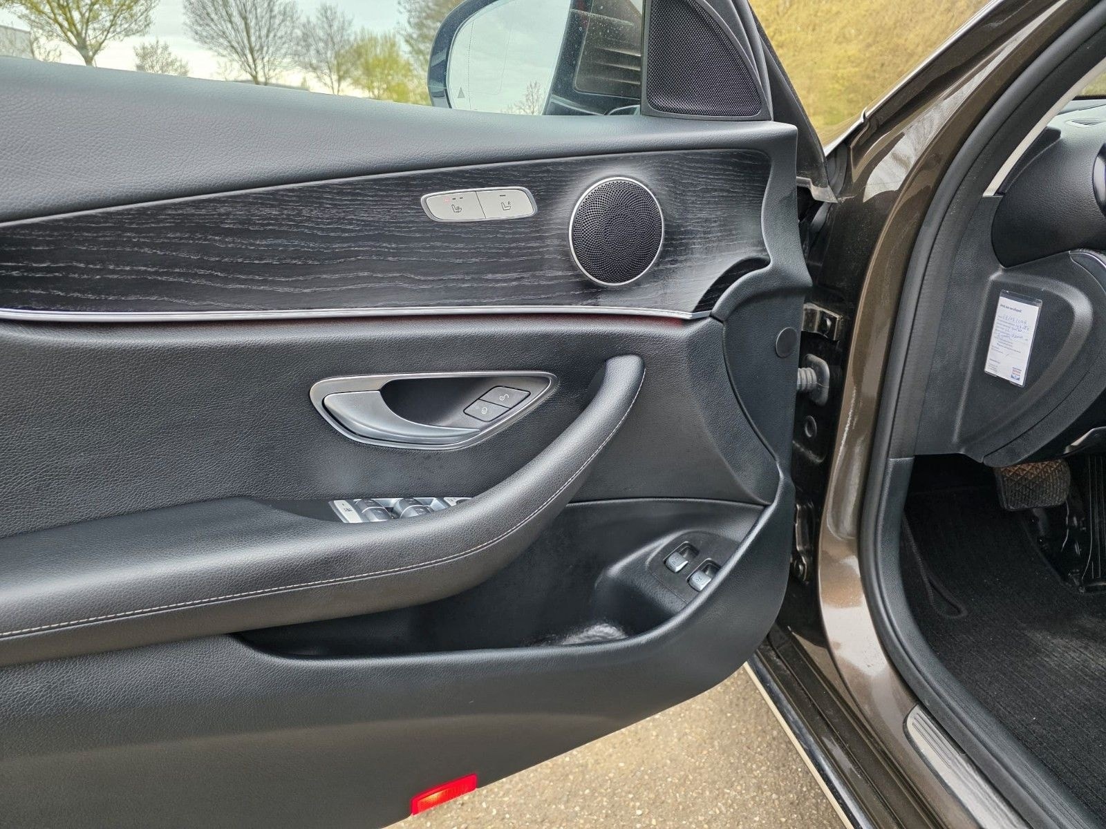 Mercedes-Benz E220 d T-Modell MULTIBEAM LED.AHK.Ambiente.RFK foto 14