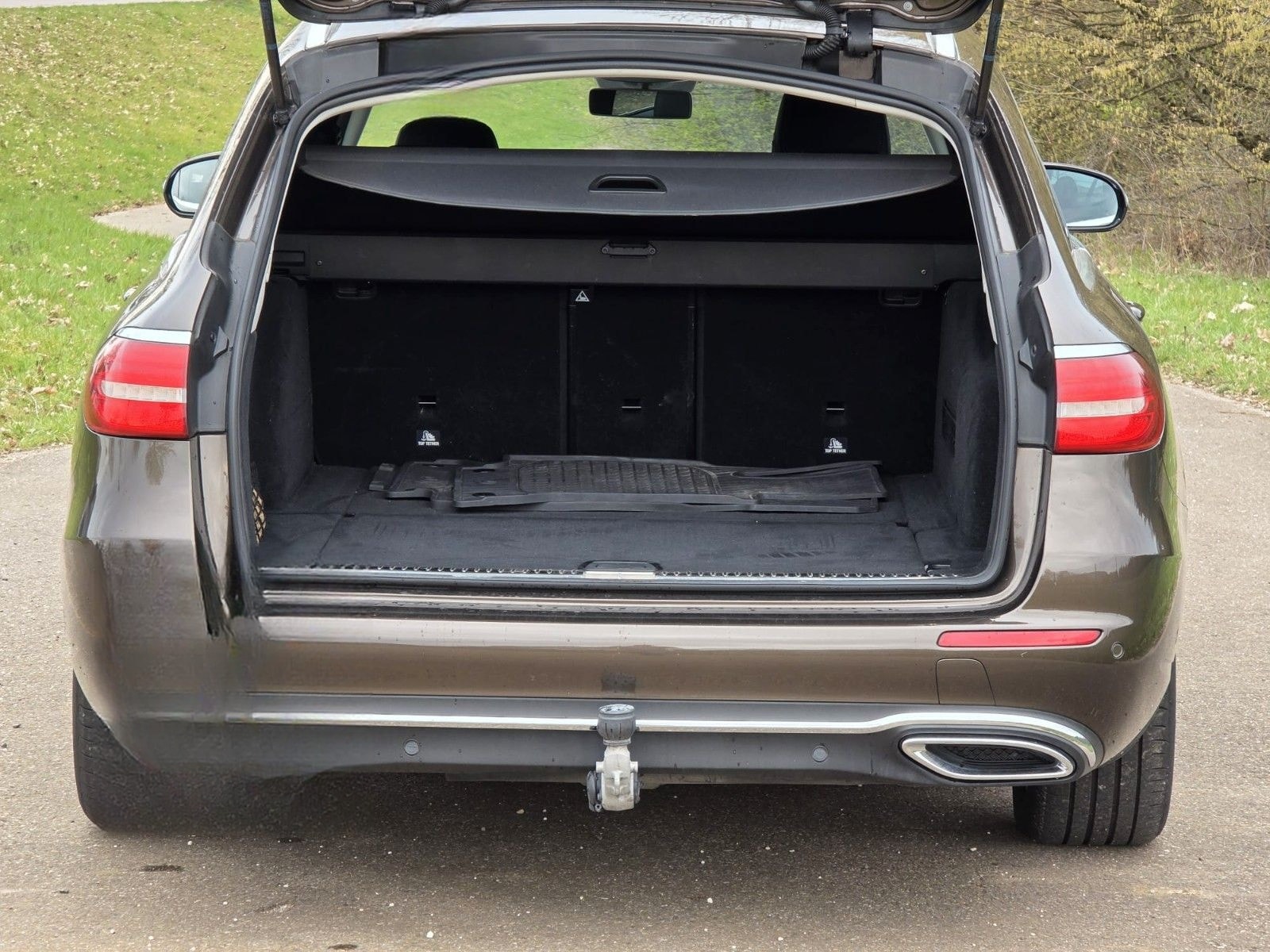 Mercedes-Benz E220 d T-Modell MULTIBEAM LED.AHK.Ambiente.RFK foto 25