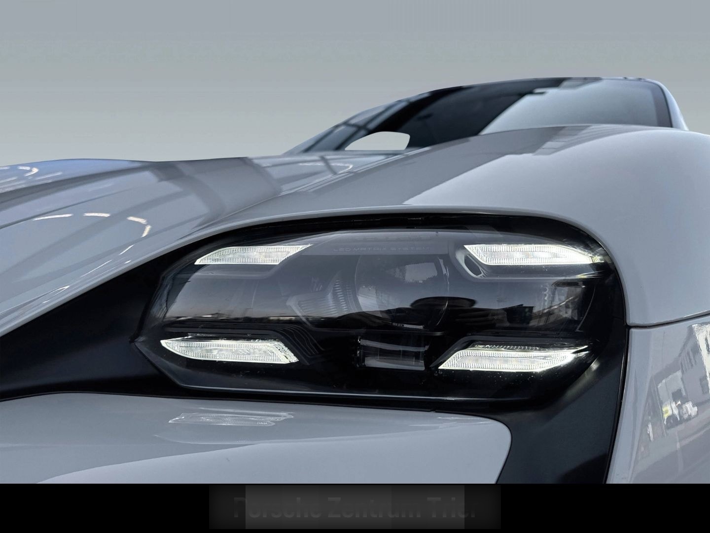 Porsche Taycan 4S HA-Lenkung Nachtsicht InnoDrive BOSE foto 11