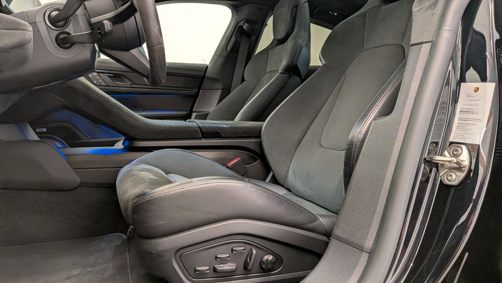 Porsche Taycan GTS/Pano/Chrono/360°/Matrix/Luft/ACC/21"/ foto 9