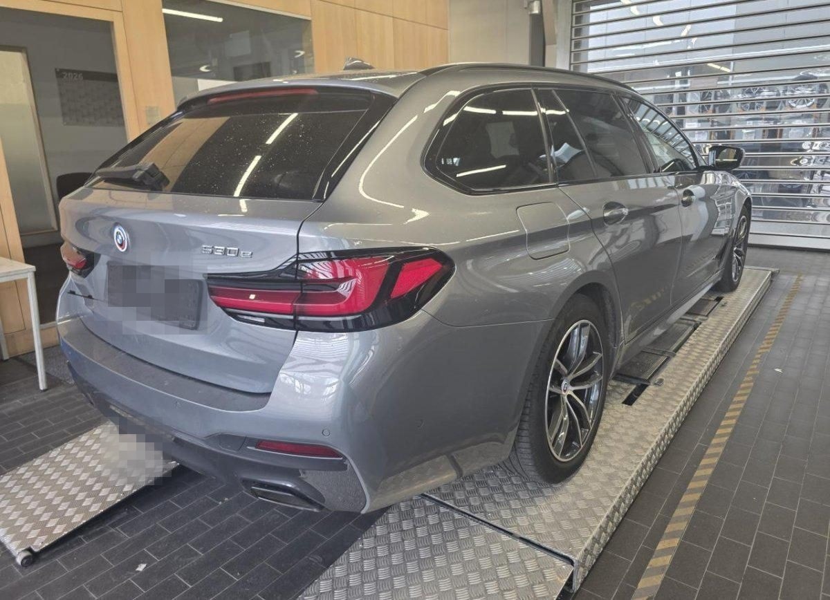 BMW 530e TOURING M SPORT PRO/LASER/HuD/PANO/KAMERA foto 8